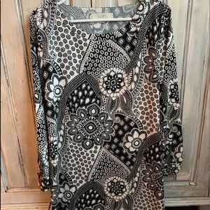 LOFT Black and White floral print shift dress